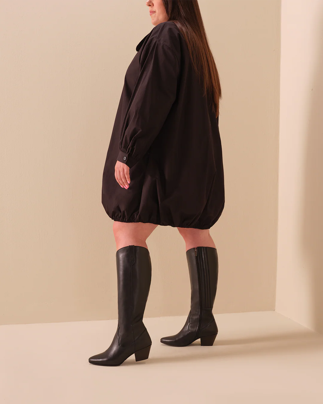 Saffron Knee High Boots in Black Leather - Image 5